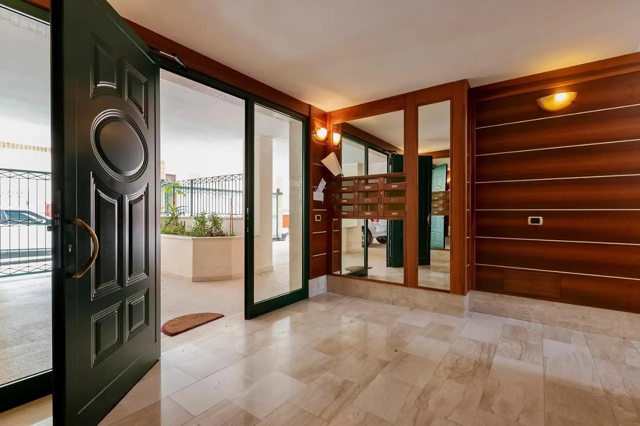 Emerald: Appartamento A Due Passi Dal Mare. Alghero Apartment
